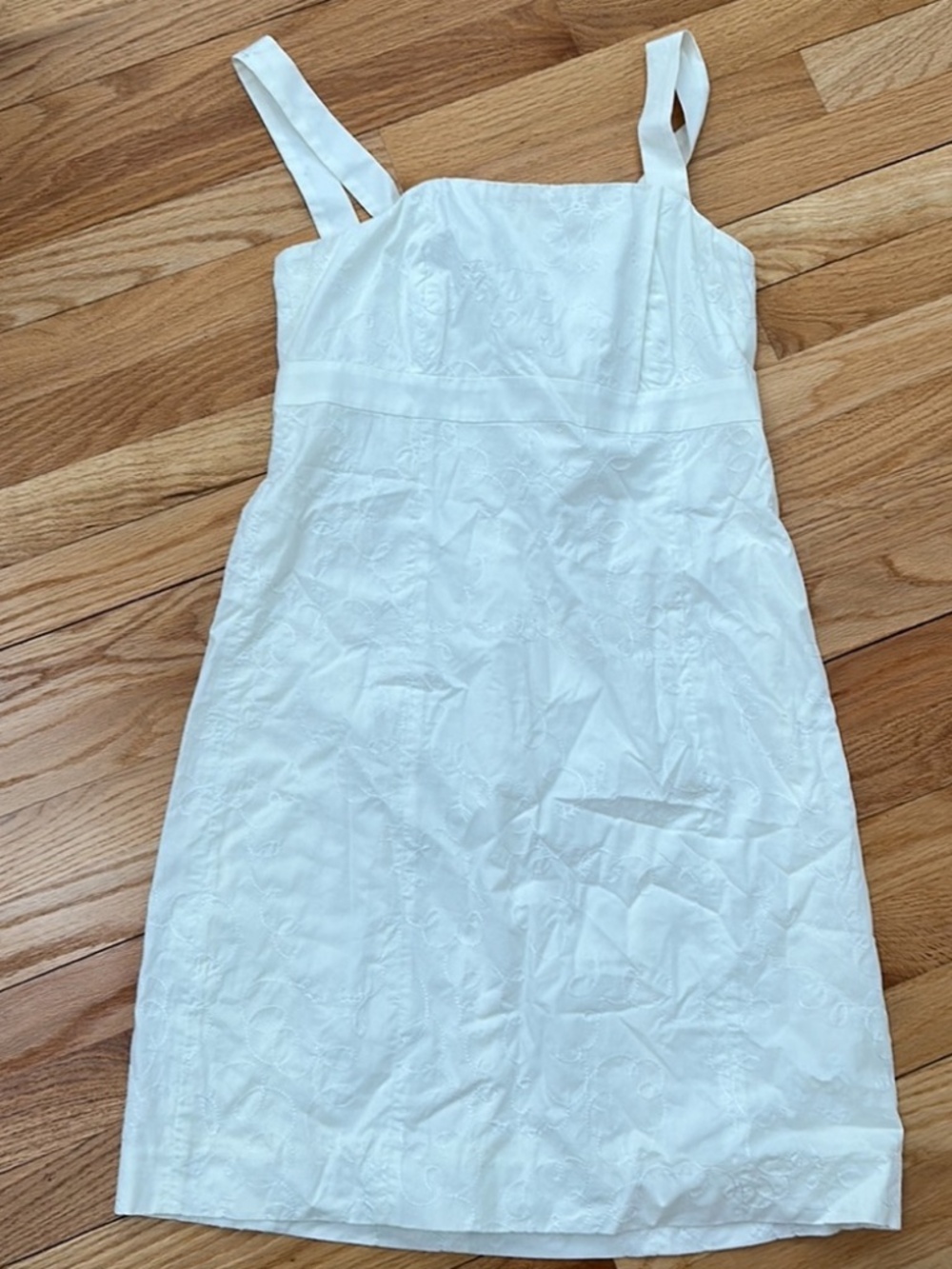 Lilly Pulitzer White Bowen Oh Poodles Embroidery Size 6